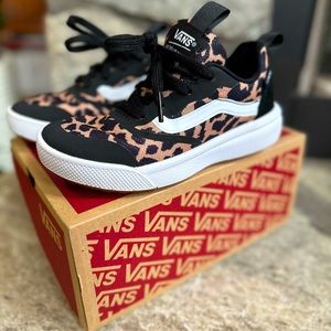 Brand New Kids Vans Ultrarange Rapidweld leopard Size 12c Shoe